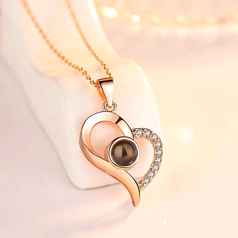Hartvormige Ketting met Projectiebedel