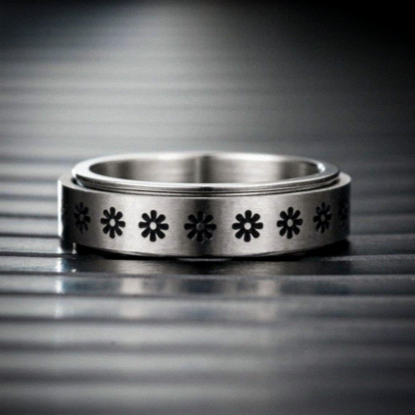 Anti-Stress Fidget Ring