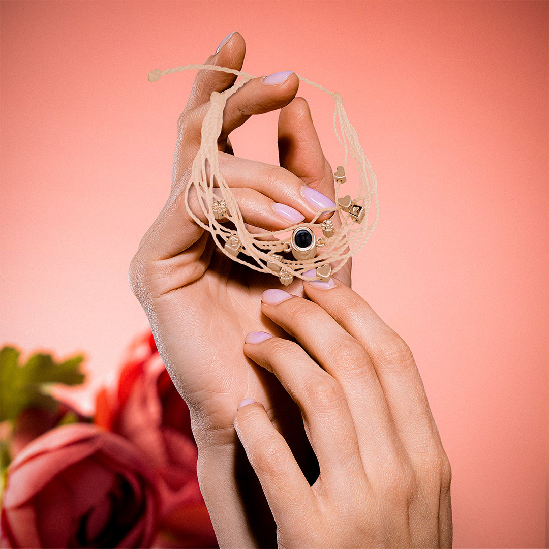 Gepersonaliseerde foto-armband met liefdes bedels