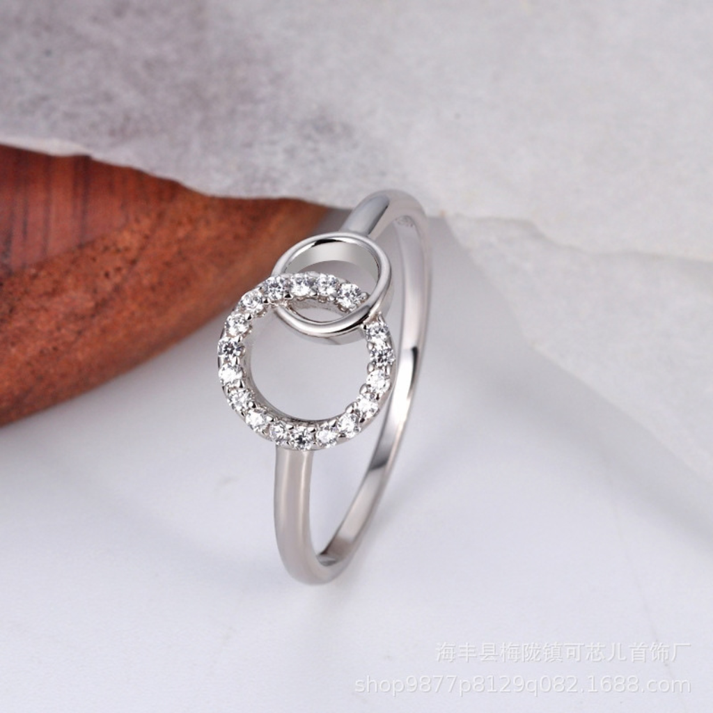 “Grote Zus & Kleine Zus” Verstrengelde Ring
