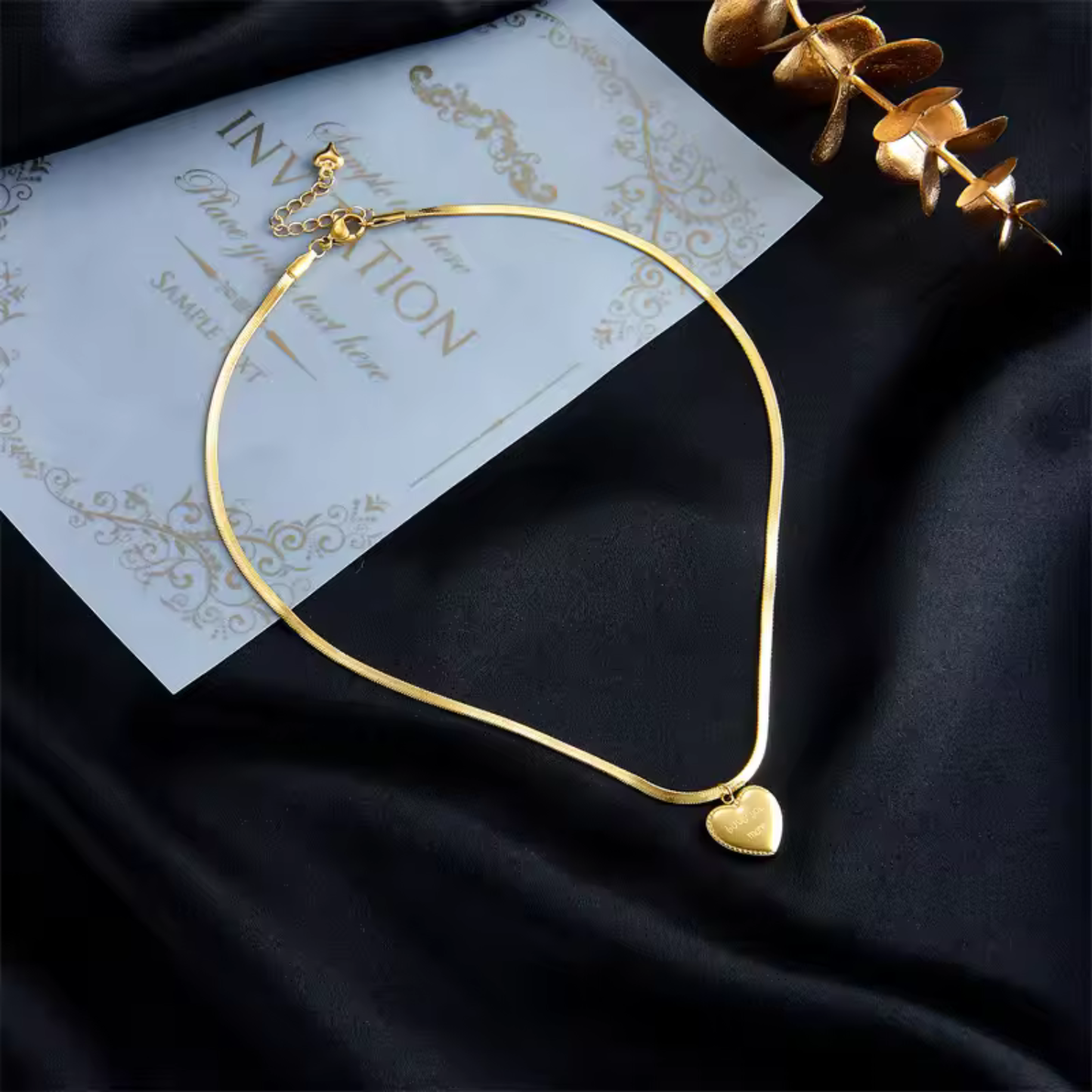 Love You More Hart Hanger Ketting